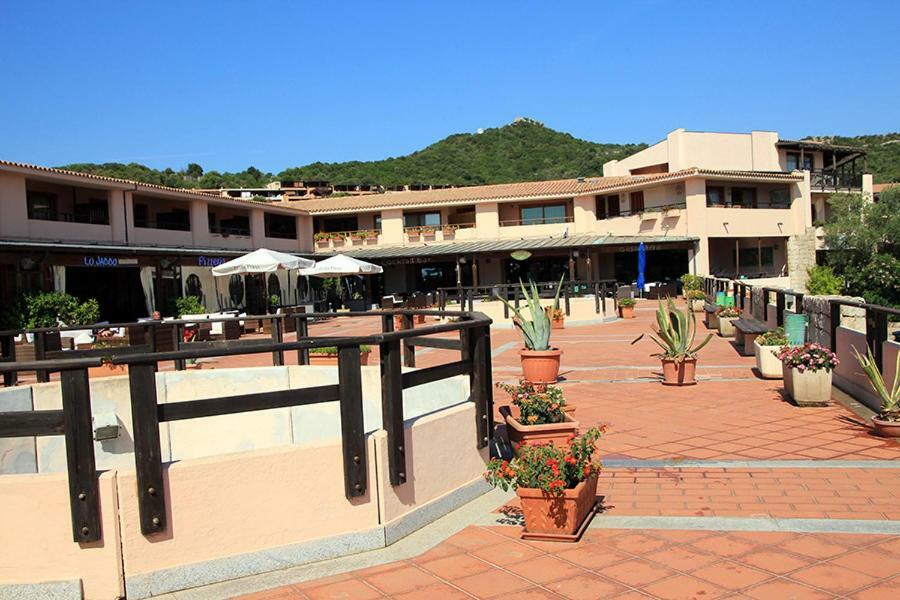 La Mitica 99 del Portolaconia Residence Cannigione Eksteriør billede